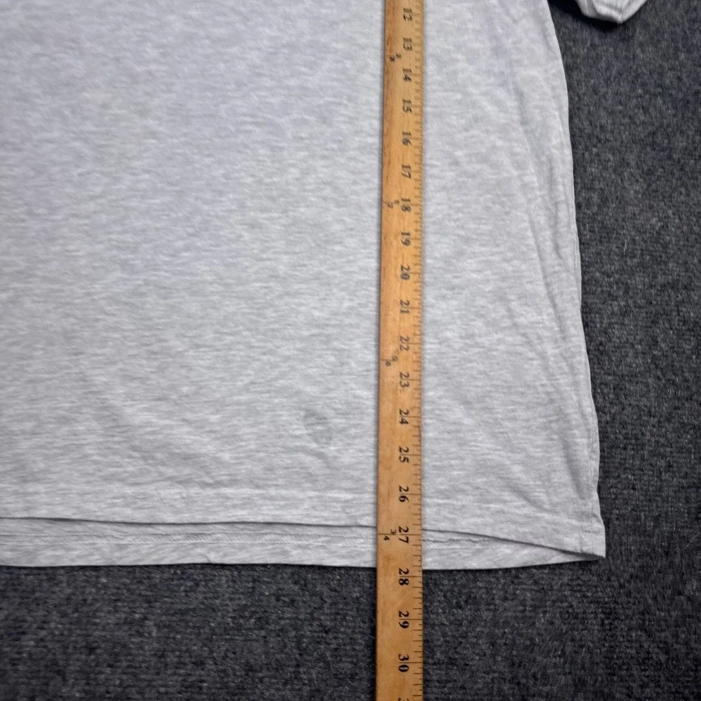 Banana Republic T Shirt Mens Size Medium Light Gray Premium Wash Crew‎ Tee